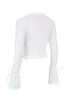 Elegante witte kanten top voor dames van Sorrelina